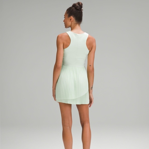 Lululemon Tiered Pleats Kohlrabi Green Tennis Dress - Picture 3 of 10